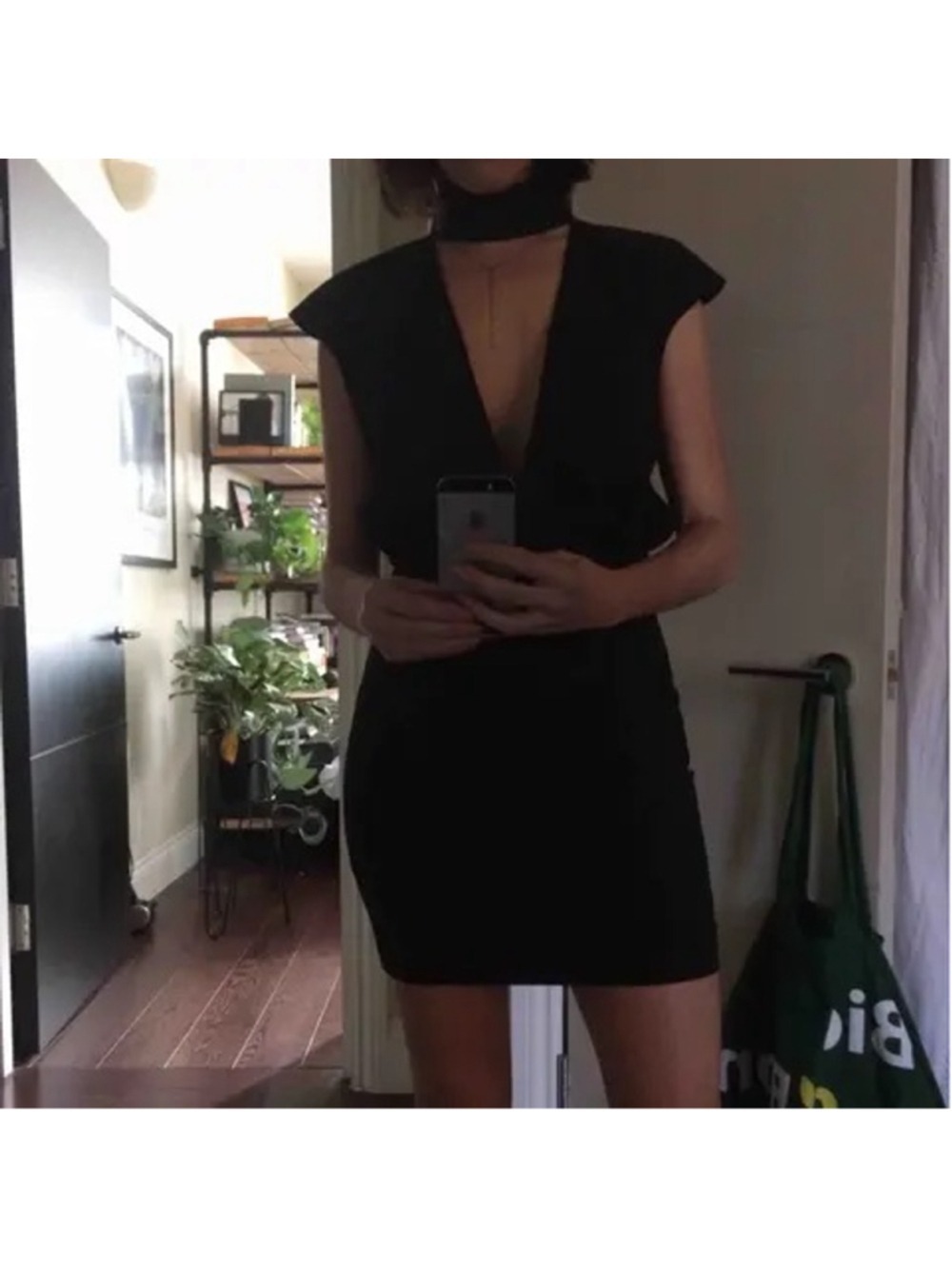 Women's AQ/AQ Black Deep V-Neck Mini Dress Size 0 - Picture 6 of 6
